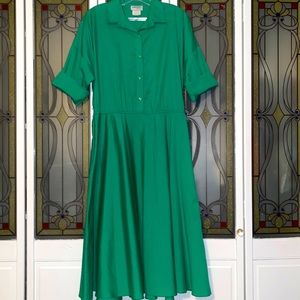 Vintage Green Fit & Flare Swing Shirtwaist Dress 1950s/1960s WITH POCKETS